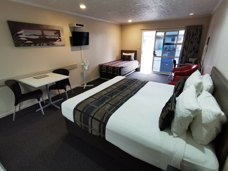 Motel Capri On Fenton