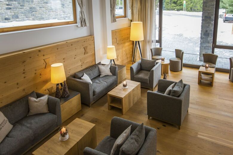 Aparthotel Priva Alpine Lodge Lenzerheide