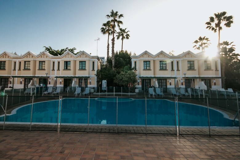 Apartamentos Servatur Sun's Gardens