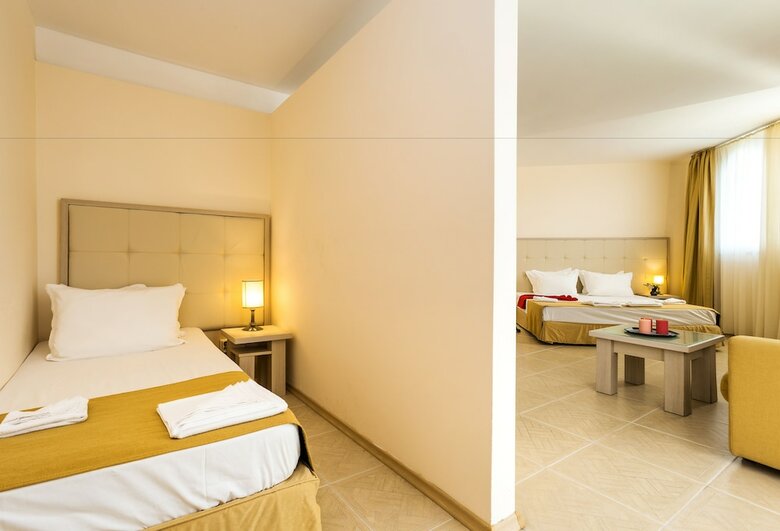Hotel Coral