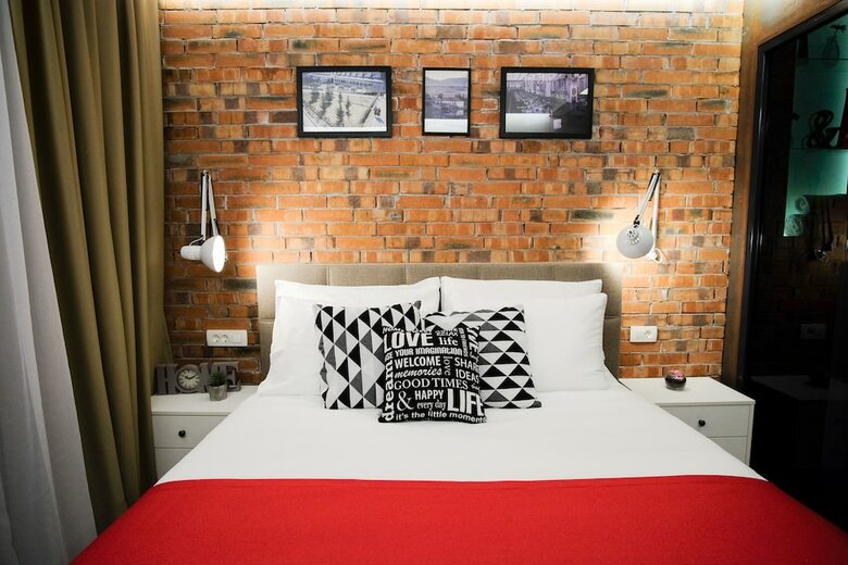 Sl Industry Hotel