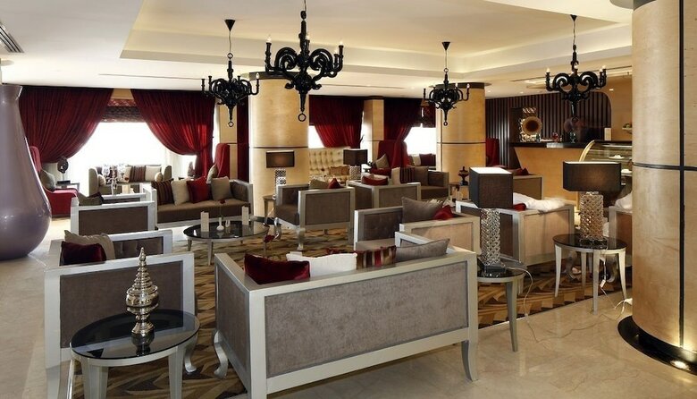 Grand Plaza Hotel