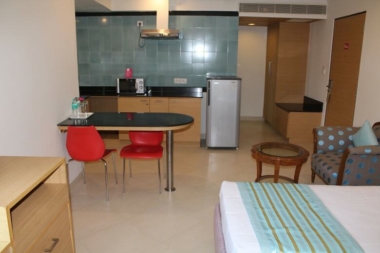 Aparthotel The Lotus - Apartment Hotel, Burkit Road
