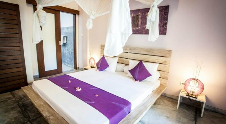 Pearl Hotel And Restaurant