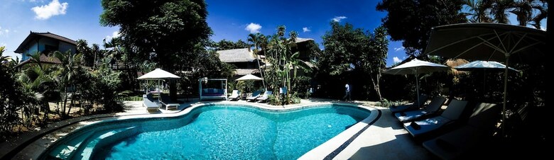 Pearl Hotel And Restaurant