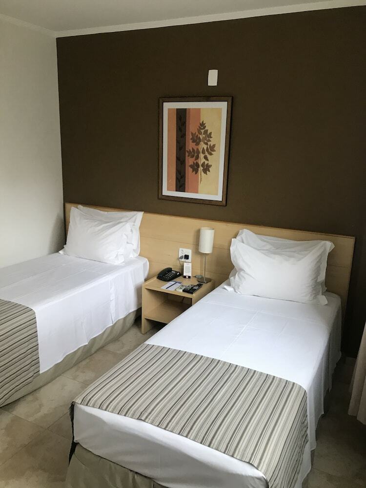Oitis Hotel