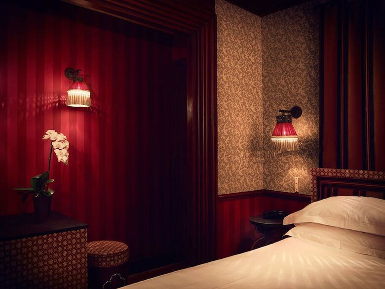 Hotel H�tel Bourg Tibourg