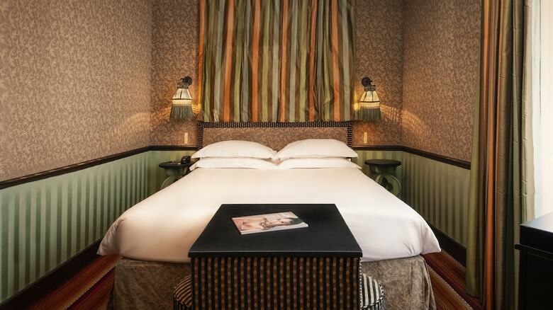Hotel H�tel Bourg Tibourg