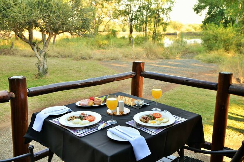Posada Black Rhino Game Lodge