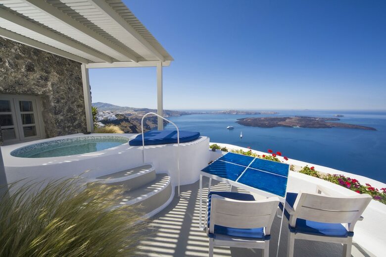 Iconic Santorini, A Boutique Cave Hotel