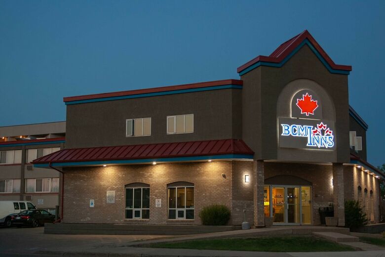 Hotel Bcminns Fort Mcmurray