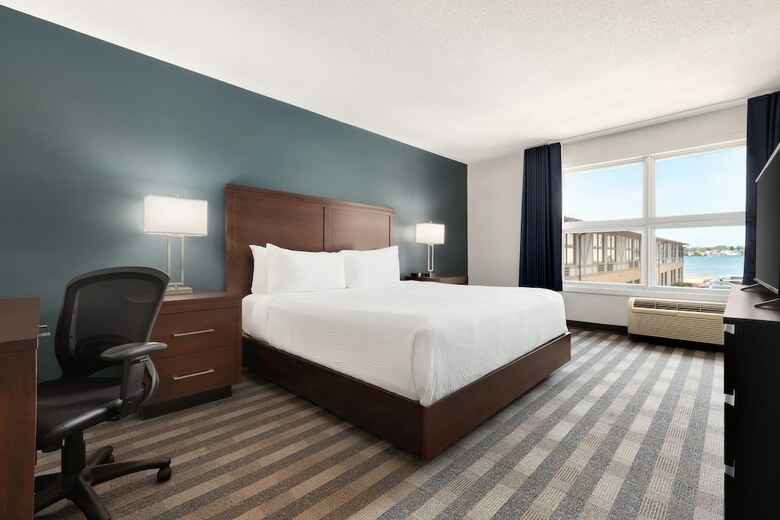 Hotel The Harbourfront Inn