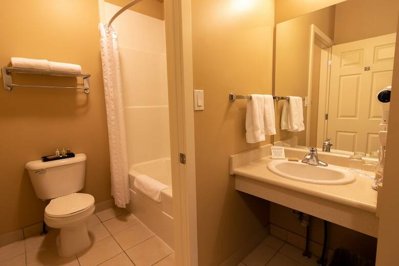 Hotel Bcmi Inn Hinton