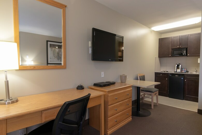 Hotel Bcmi Inn Hinton
