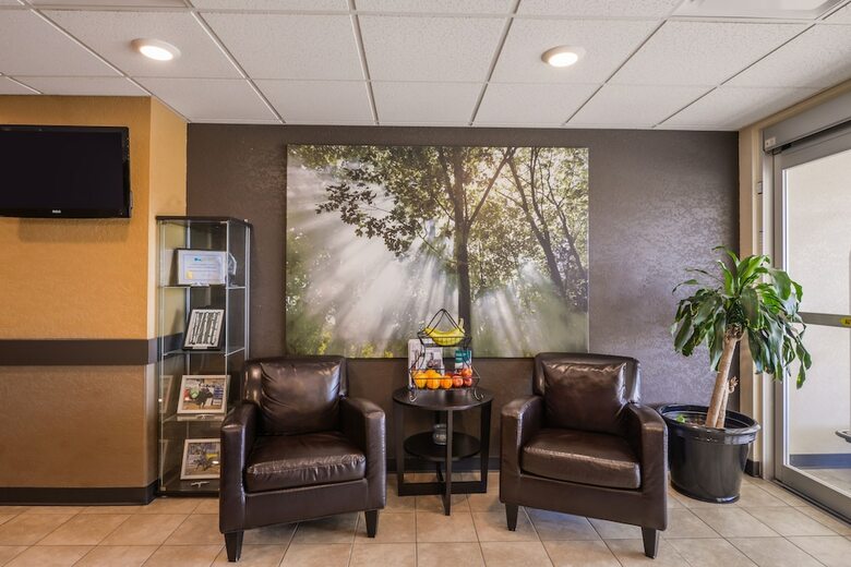 Hotel Quality Inn & Suites