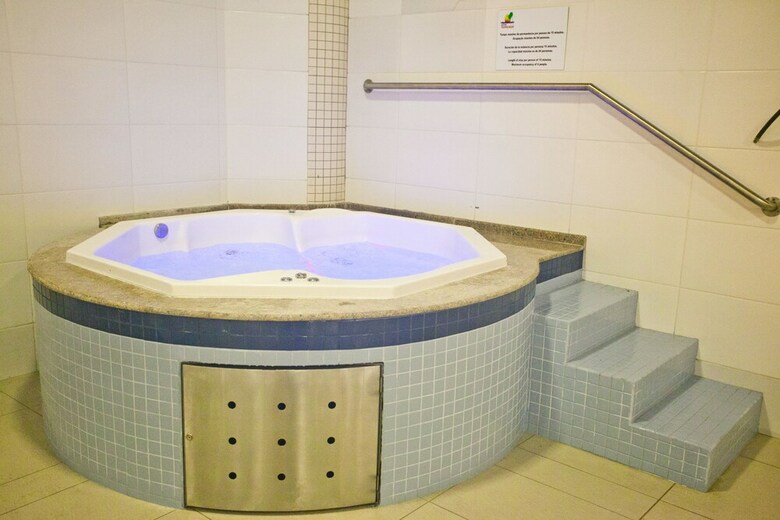 Tropicanas Apart Hotel