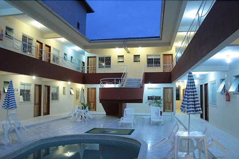 Tropicanas Apart Hotel