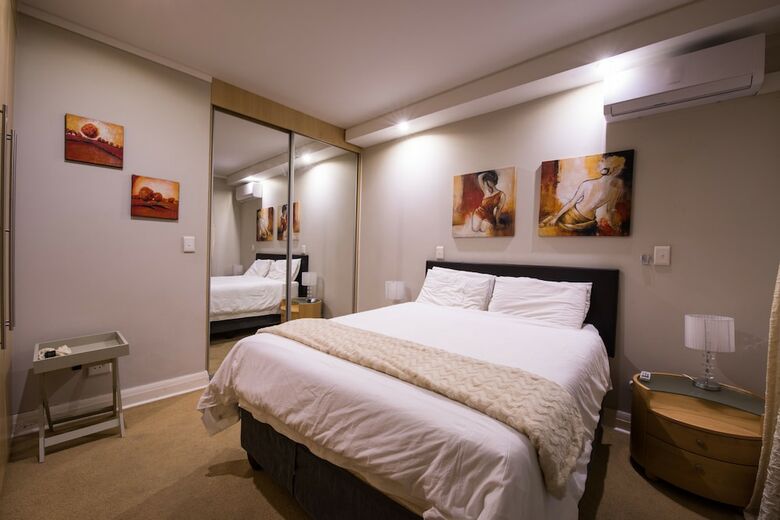 Apartamentos Sandton Executive Suites Hydro Park