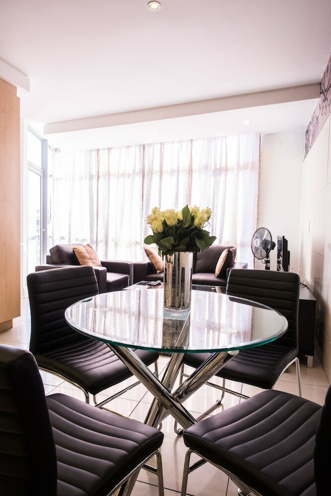 Apartamentos Sandton Executive Suites Hydro Park