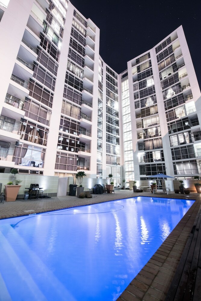 Apartamentos Sandton Executive Suites Hydro Park