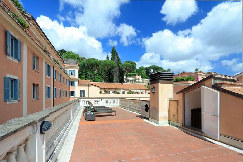 Piazzetta Margutta - My Extra Home