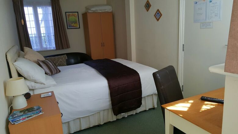 Swiss Cottage Bed And Breakfast