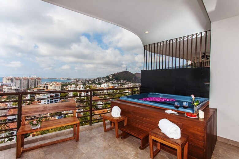 Aparthotel Pinnacle Resorts 180