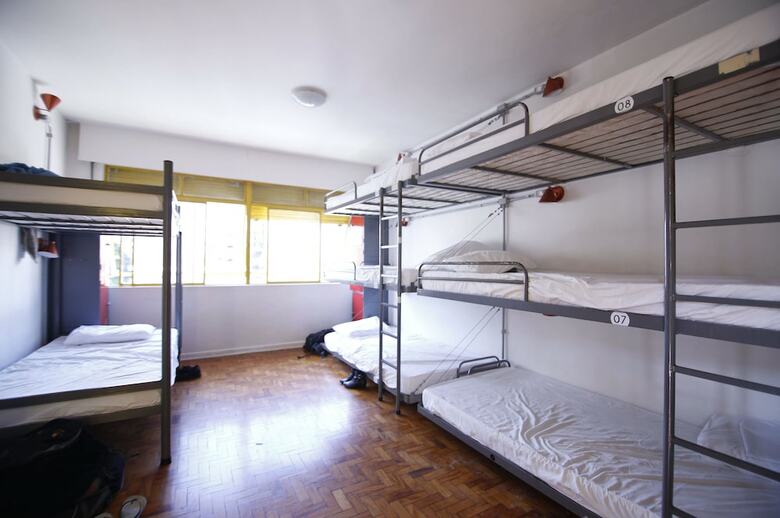 Hostal Caf� Hostel
