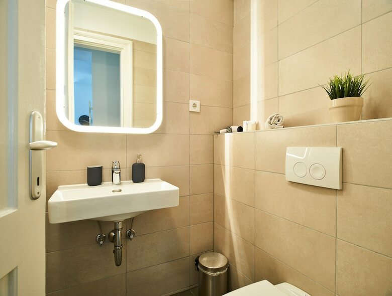 Hotel Central Downtown Apartments By Irundo