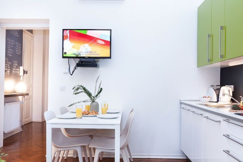 Hotel Central Downtown Apartments By Irundo