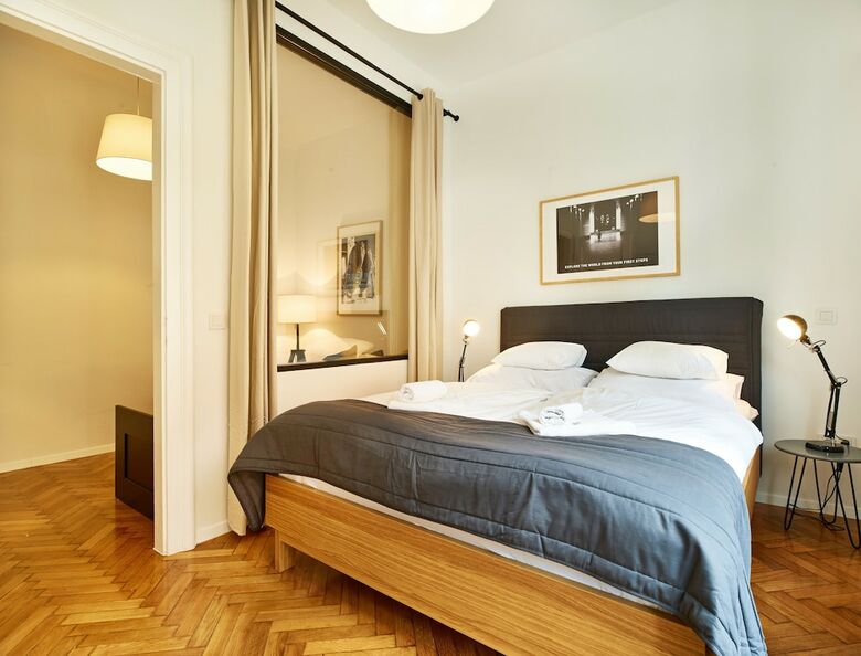 Hotel Central Downtown Apartments By Irundo