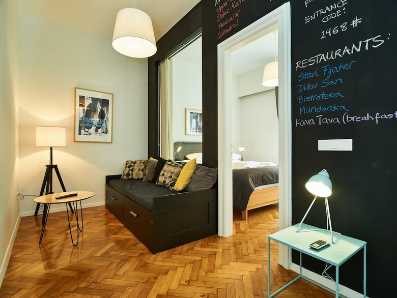 Hotel Central Downtown Apartments By Irundo