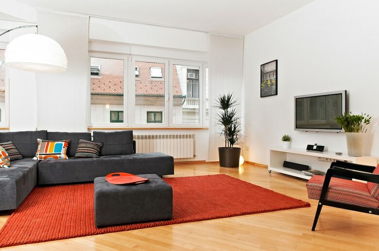 Hotel Central Downtown Apartments By Irundo