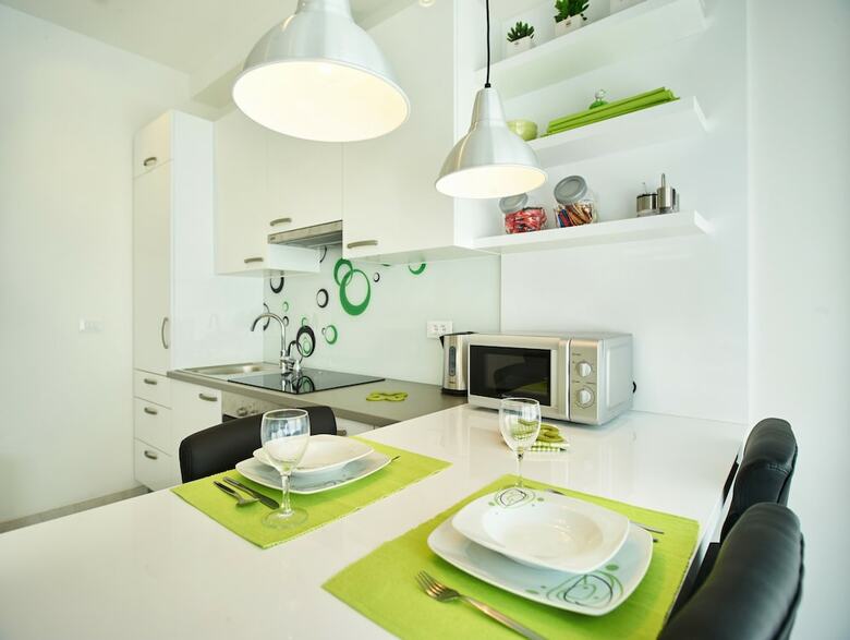 Hotel Central Downtown Apartments By Irundo