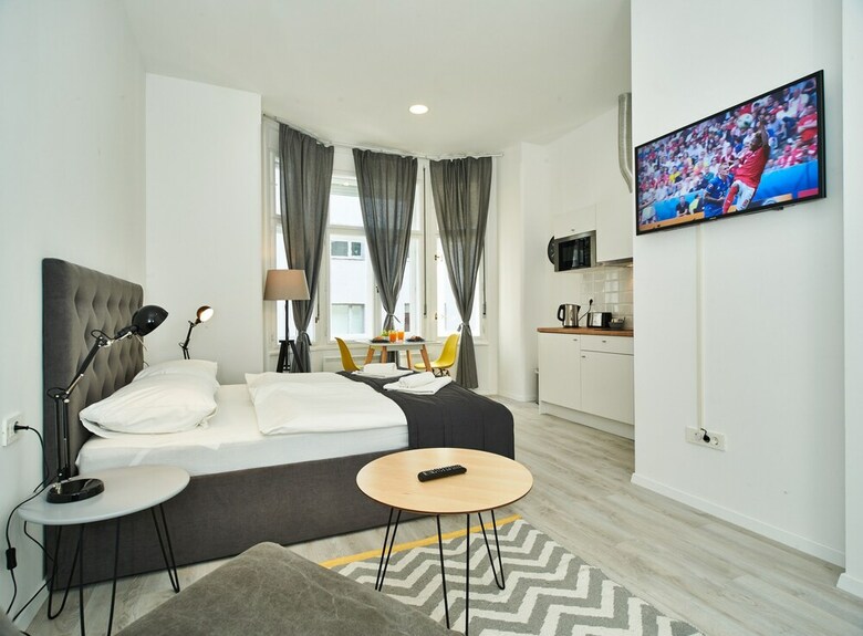 Hotel Central Downtown Apartments By Irundo