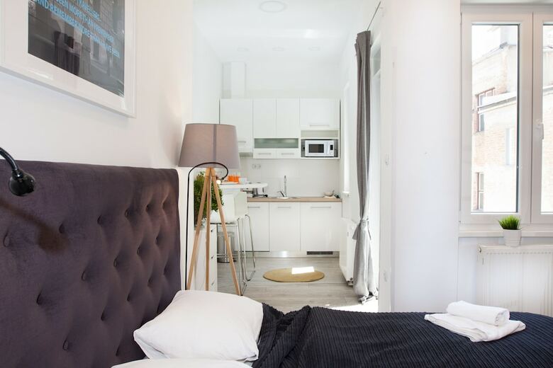 Hotel Central Downtown Apartments By Irundo
