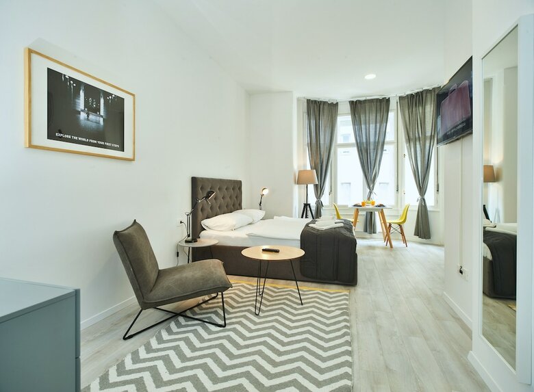 Hotel Central Downtown Apartments By Irundo