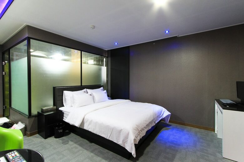 Foru Hotel