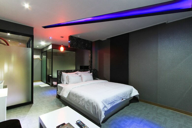 Foru Hotel