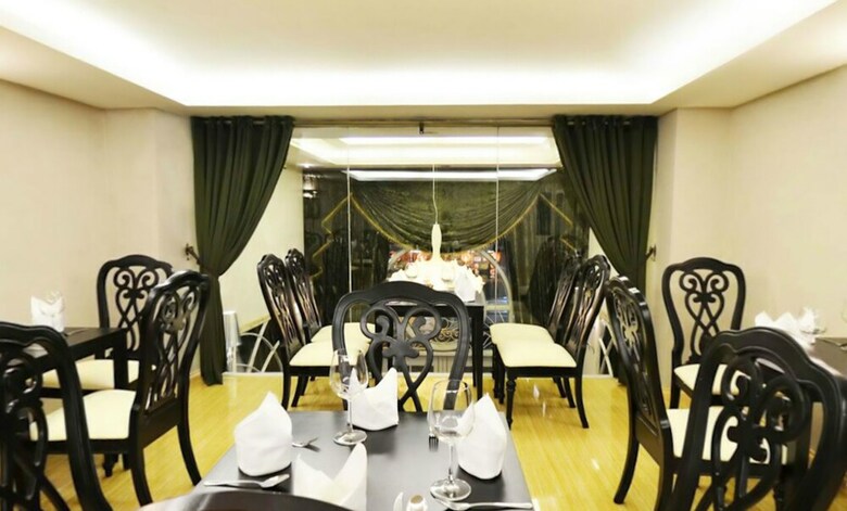 Mayana Hotel