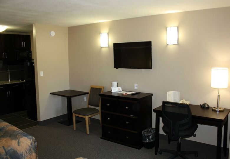Hotel Bcminns Peace River