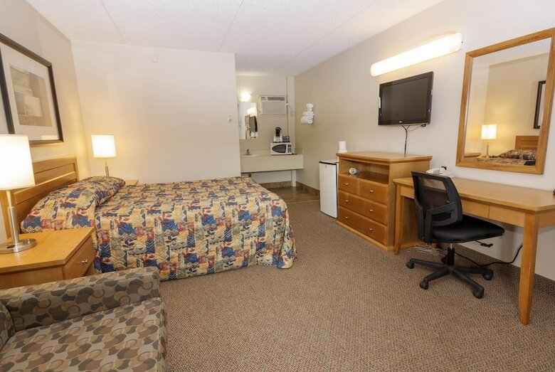 Hotel Bcminns Peace River