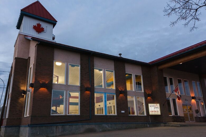 Hotel Bcminns Peace River