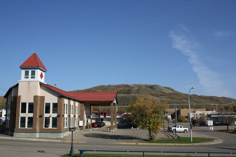 Hotel Bcminns Peace River
