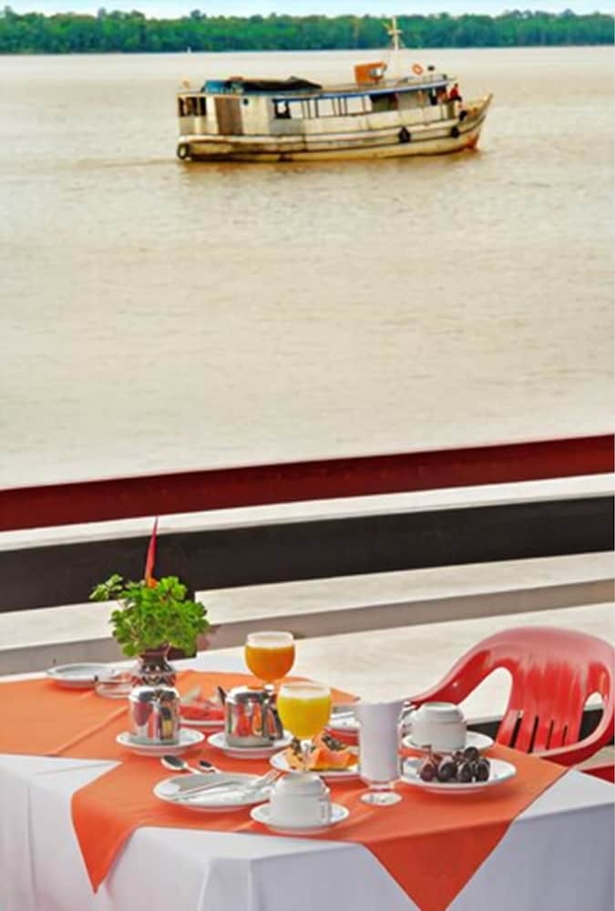 Beira Rio Hotel
