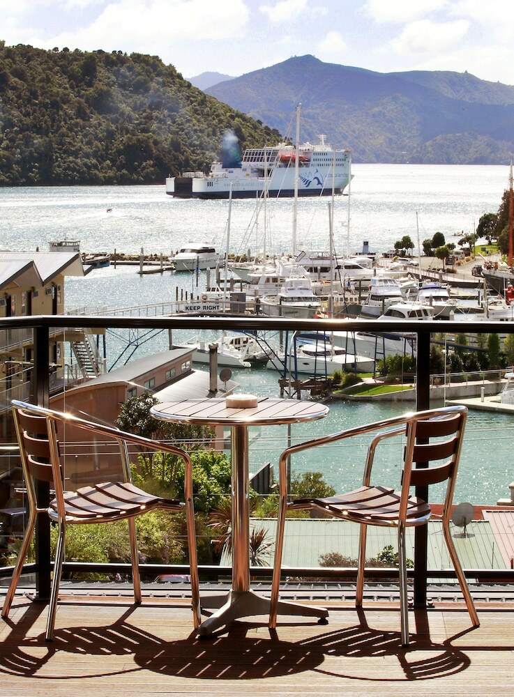 Harbour View Motel