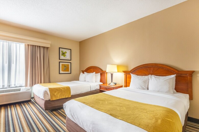 Hotel Comfort Suites Chesapeake - Norfolk