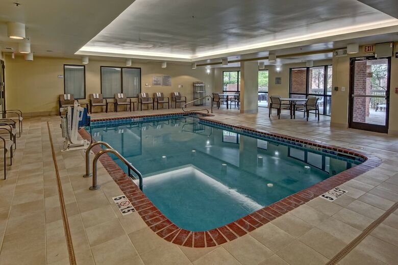 Hotel Courtyard By Marriott Memphis Germantown