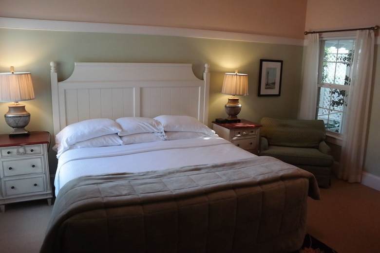 Beach Spa Bed And Breakfast