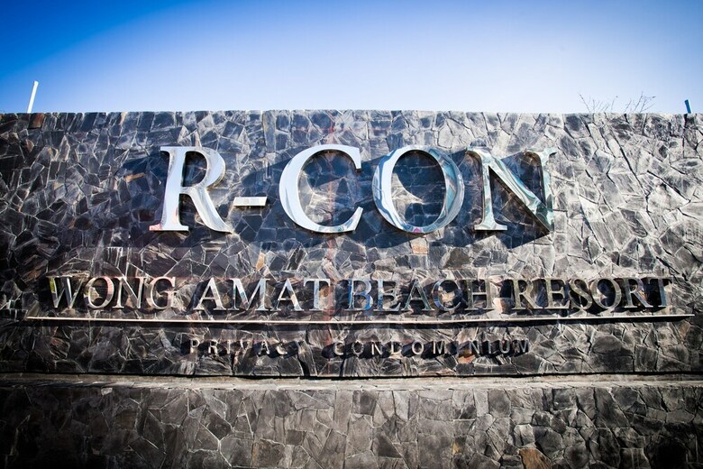 Hotel R-con Wong Amat Suite